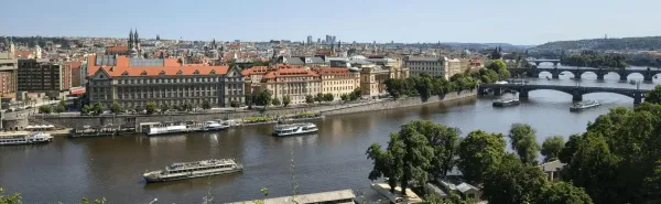 Praga nieoczywista - ślady papieża, cień Stalina, rytm Jacksona
