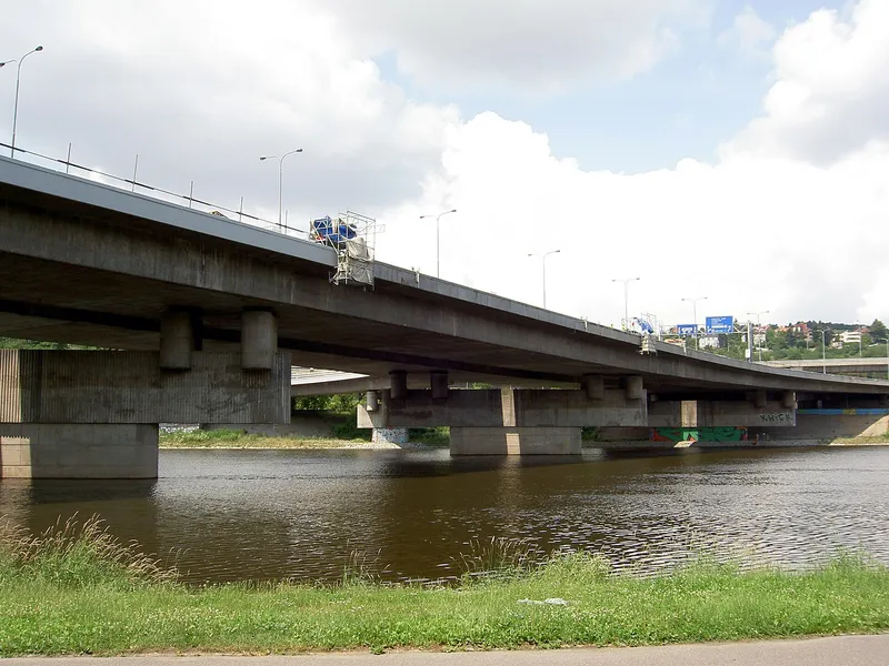 Most Barrandowski w Pradze