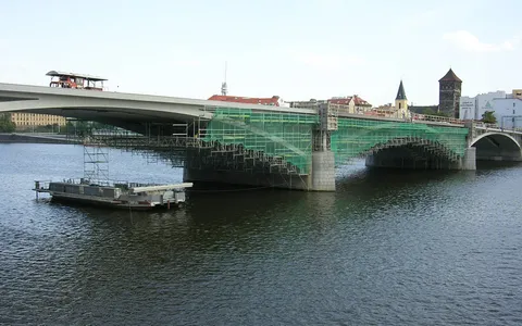 Most Štefánika w Pradze