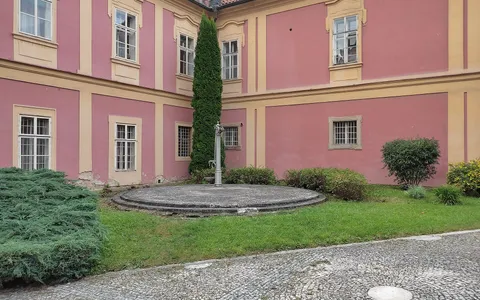 Park Na Karlově w Pradze