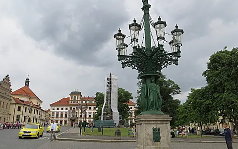 Plac Hradczański w Pradze