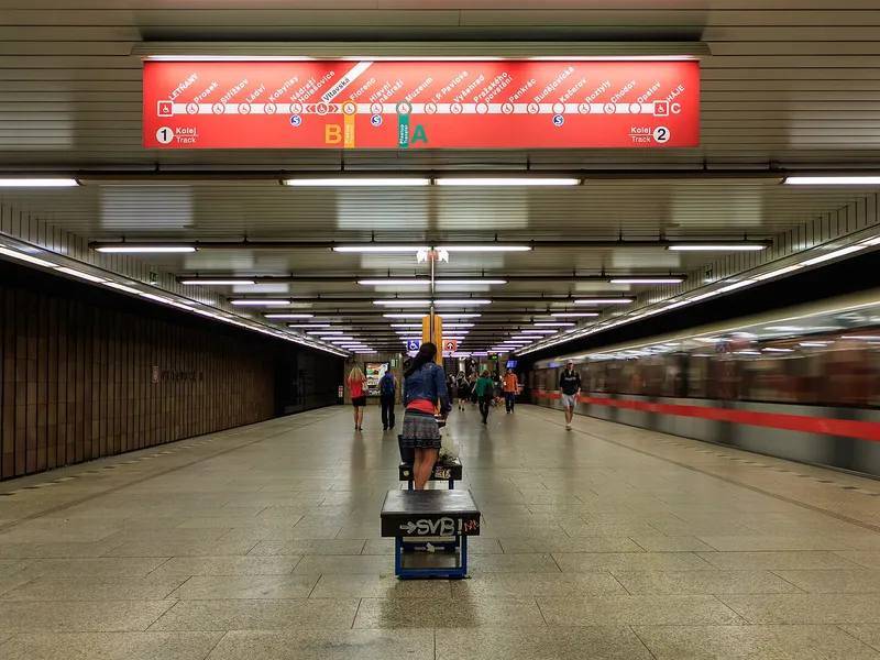 Stacja metra Vltavská w Pradze