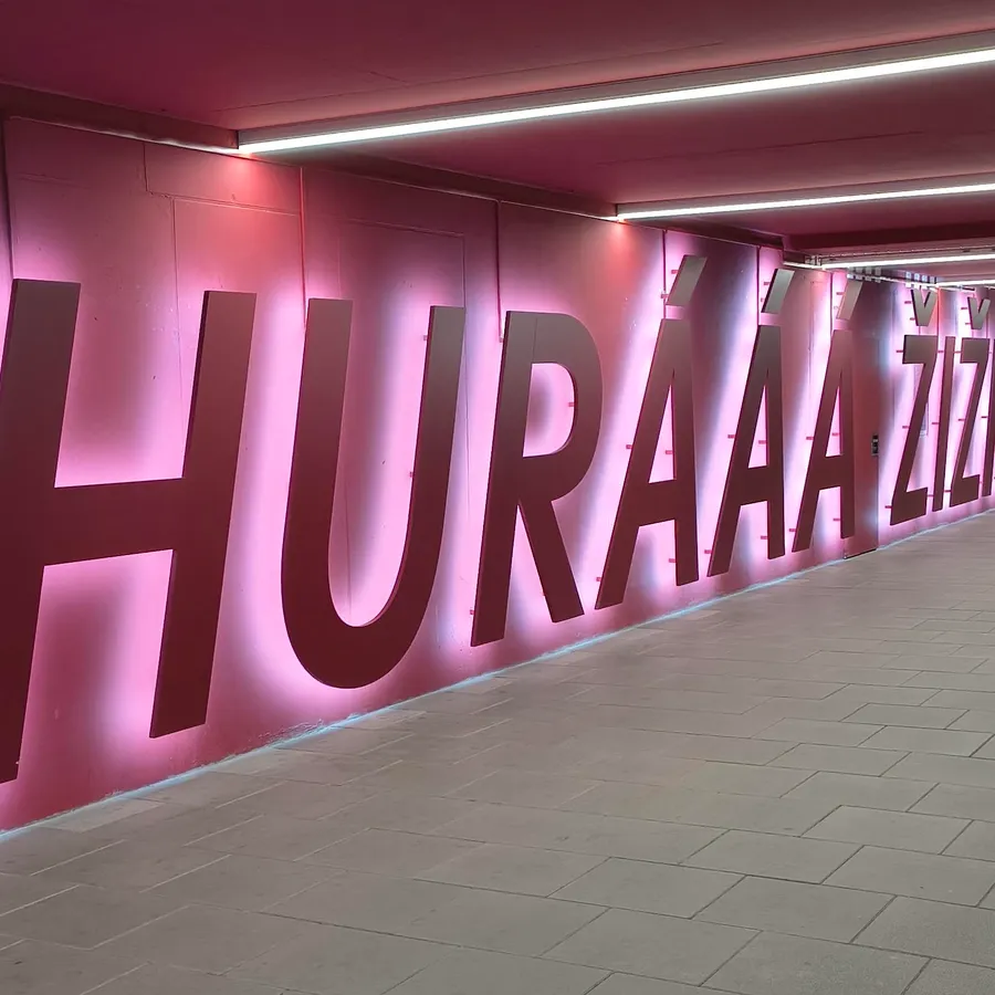 Praga po zmroku